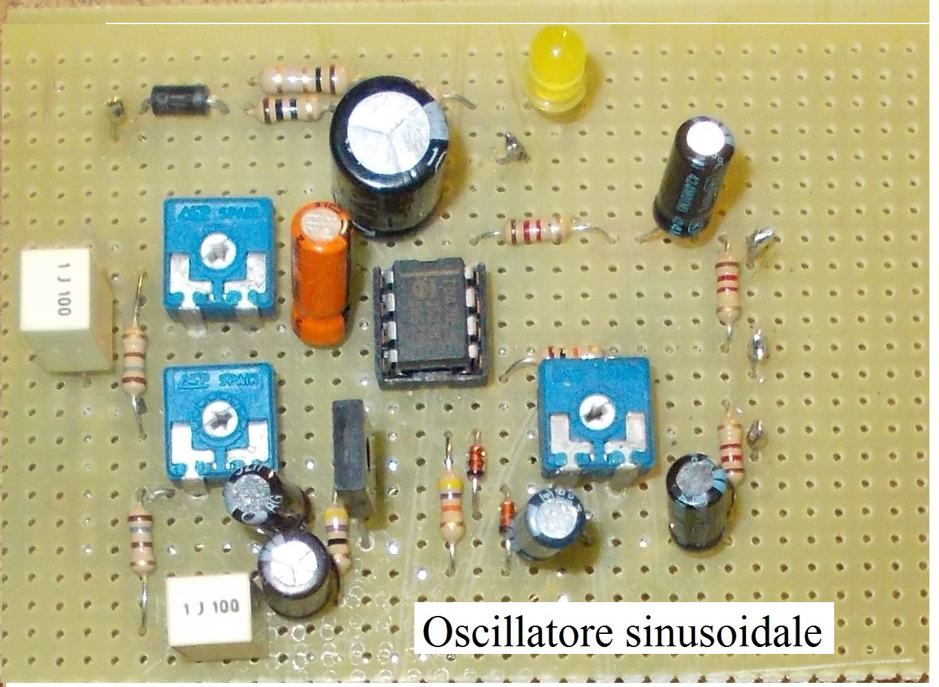 ForumEA/L/Oscillatore sinusoidale.png